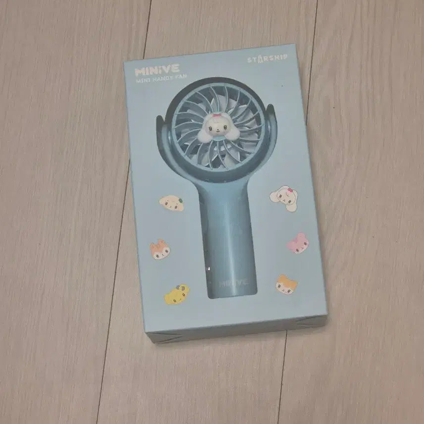 [BUNJANG] IVE Mini Brand Mini Handheld Fan / 아이브 미니브 잠실 팝업 미니 핸디팬 손풍기 미개봉 판매합니다