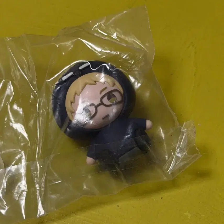 [BUNJANG] Haikyuu!! Tsukishima Finger Ring Figure (Sealed) / 하이큐 츠키시마 손가락 반지 피규어 양도