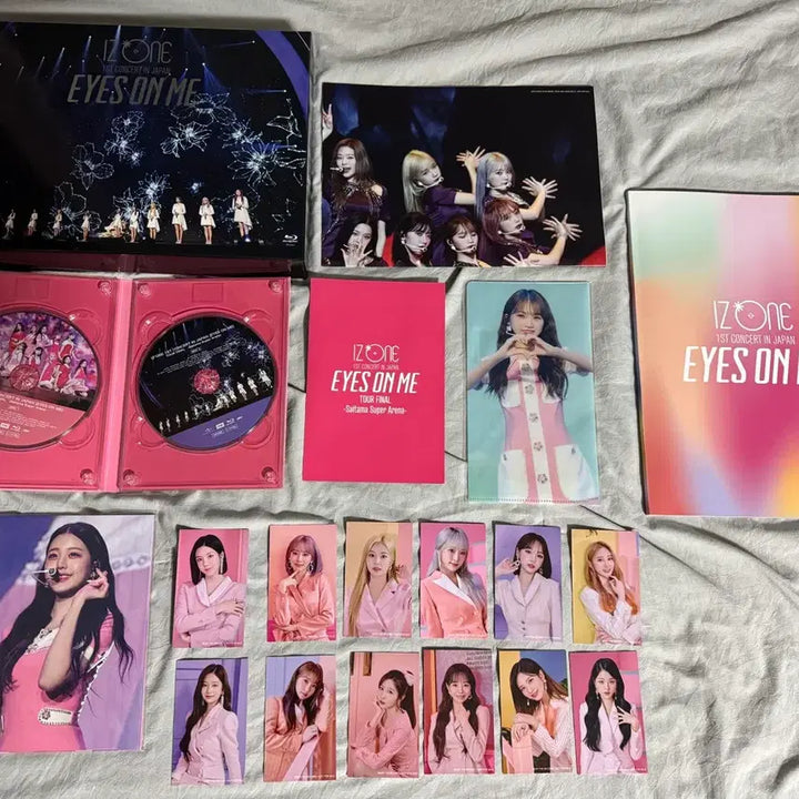 [BUNJANG] IZ*ONE EYES ON ME Japan Concert Blu-ray BOX (Official Shop Edition) / 아이즈원 IZONE 일본 콘서트 EYES ON ME 블루레이
