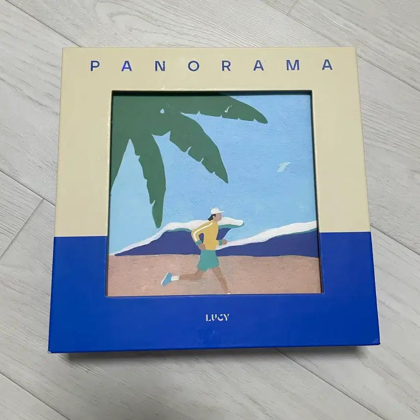 [BUNJANG] Lucy Panorama Album (Unsealed) / (개봉) 루시 파노라마 앨범