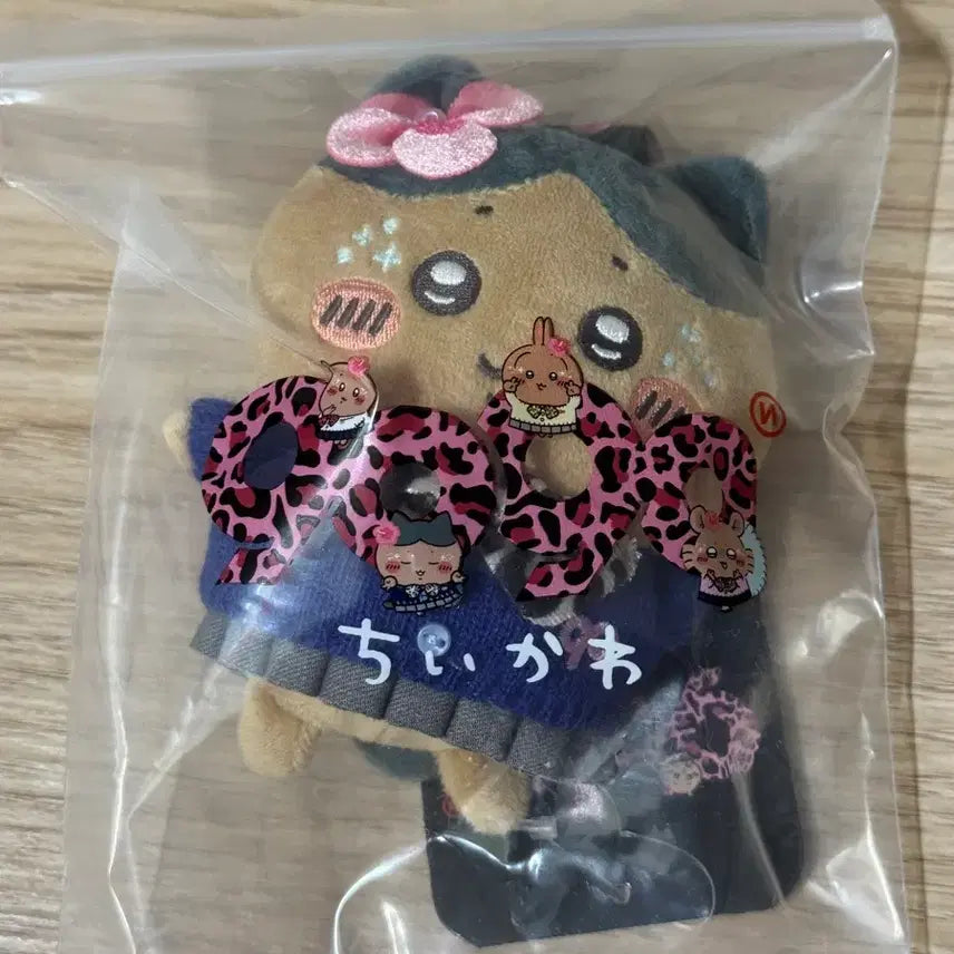 [BUNJANG] Chiikawa x 9090 Hachiware Gal Keychain / (정품/현물) 치이카와 x 9090 하치와레 갸루 키링 새상품