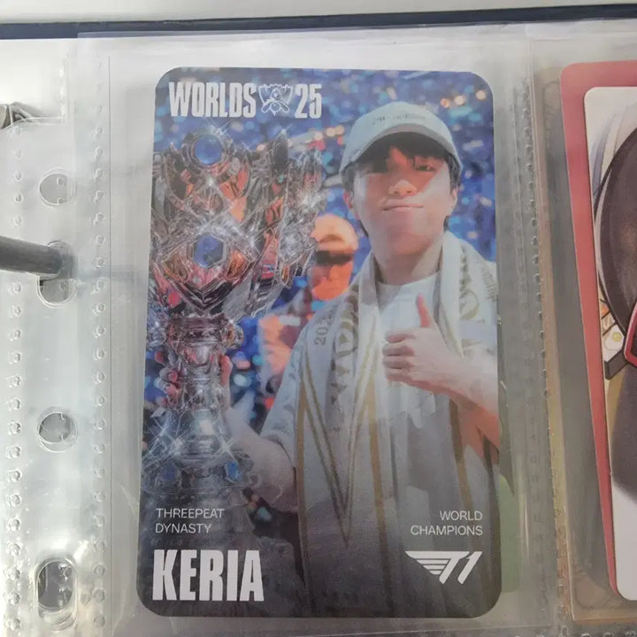[BUNJANG] T1 Keria 2025 Championship Commemorative Photocard / 2025 우승 기념 포토카드 케리아 판매합니다.