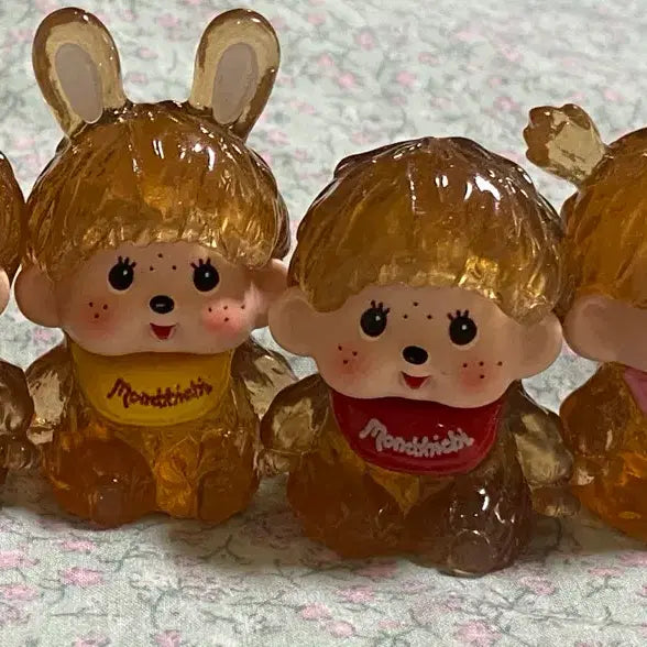 [BUNJANG] Monchhichi Transparent Figure Set (4 Pieces) / 몬치치 투명 인형 4개 세트 팝니다