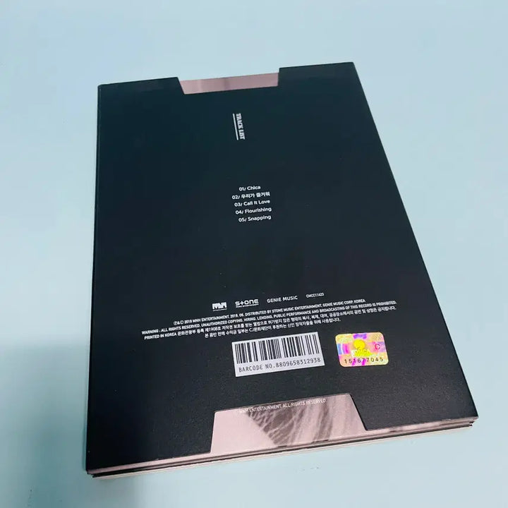 [BUNJANG] Chung Ha I.O.I "Flourishing" 4th Mini Album (Photocard Included) / [중고음반/CD] 아이오아이 I.O.I 청하 미니4집 Flourishing (포토카드 포함)