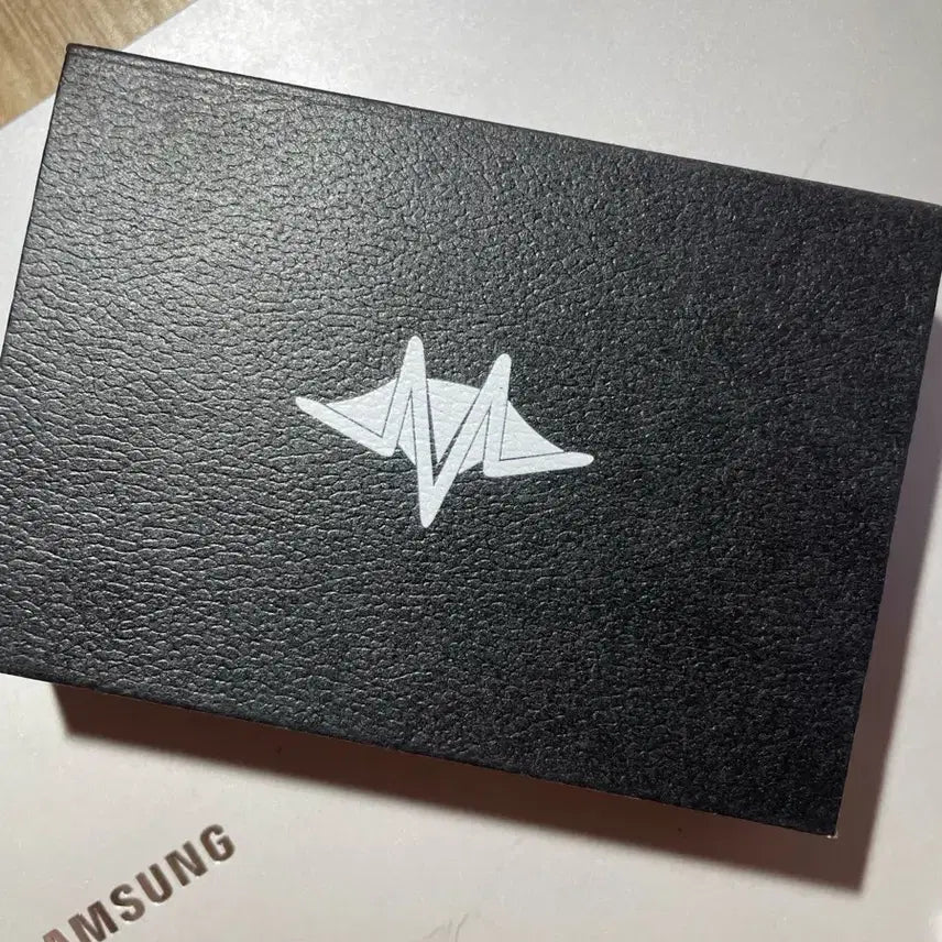 [BUNJANG] VINCENZO usb album Man in Black Vol.3 / 빈첸 usb 앨범 만비폴3