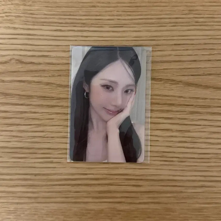 [BUNJANG] fromis_9 Glow Me Park Ji-won Photocard Binder / 최저가) 프로미스나인 팝업 바인더 박지원 포카