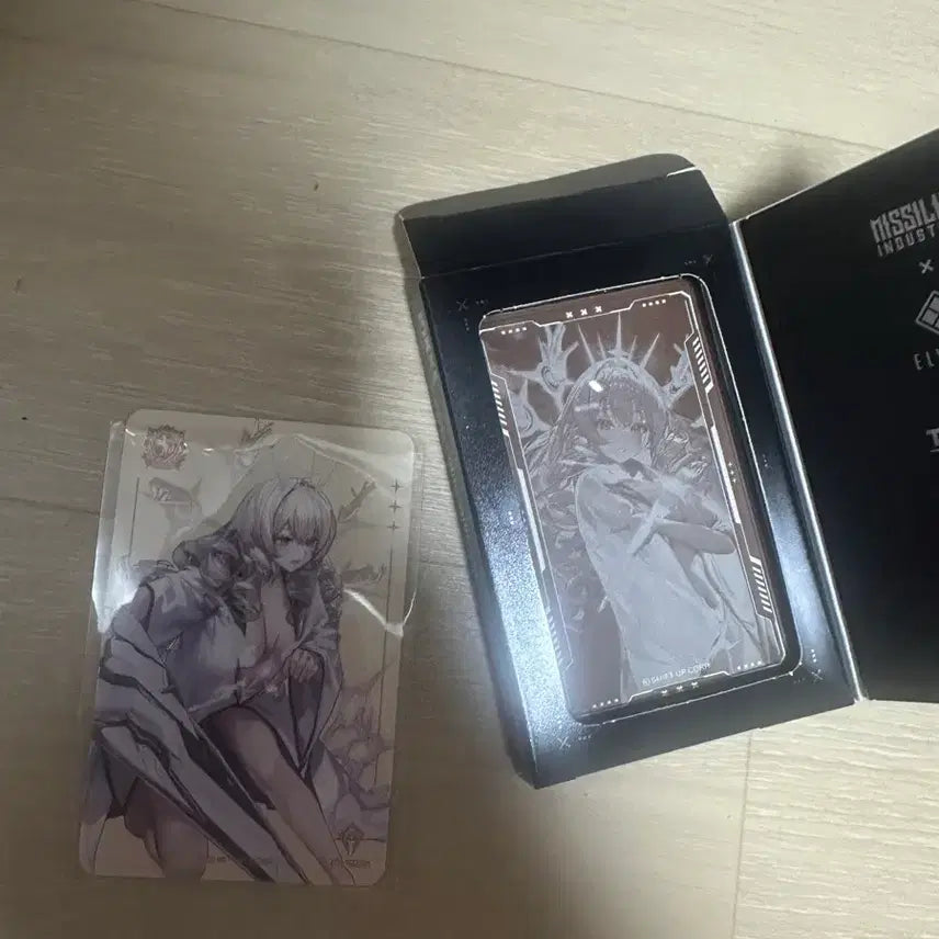 [BUNJANG] Niche Recruitment Chocolate Crown Card / 니케 대원모집 초콜릿 크라운 판매합니다.