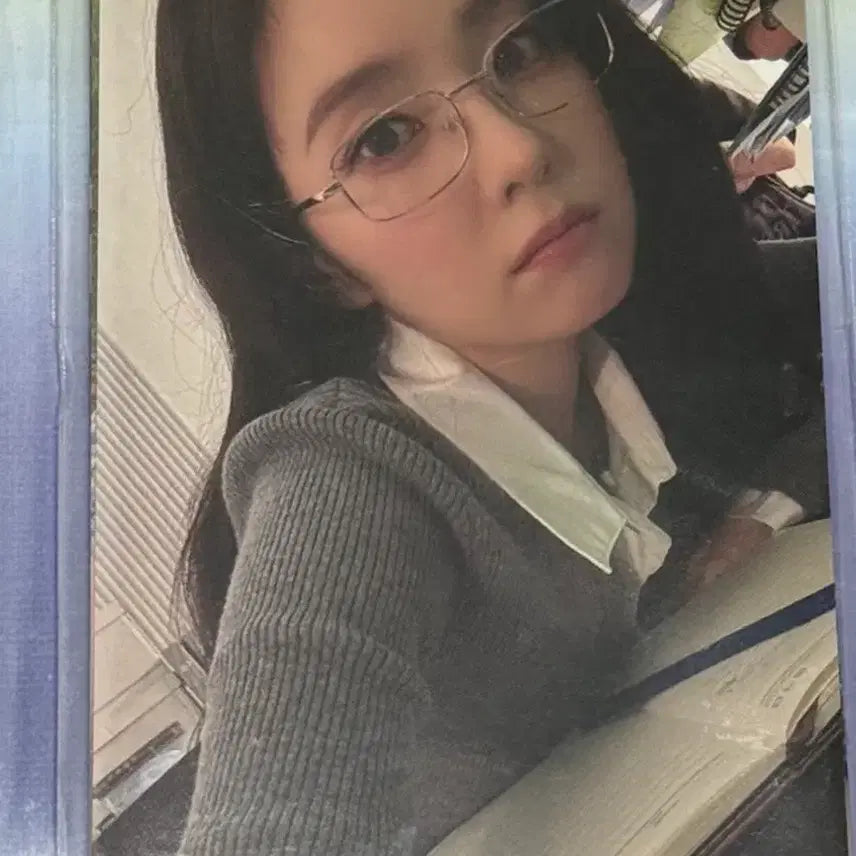 [BUNJANG] Red Velvet Fan Concert Day 1 Photocard / 레드벨벳 팬콘 콘서트 1일차 입장 포카 포토카드