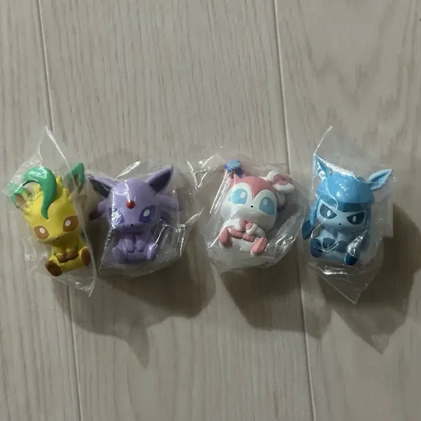 [BUNJANG] Pokemon Eeveelutions Figure Clip Gacha Set / [포켓몬스터] 피규어 클립 이브이즈 가챠