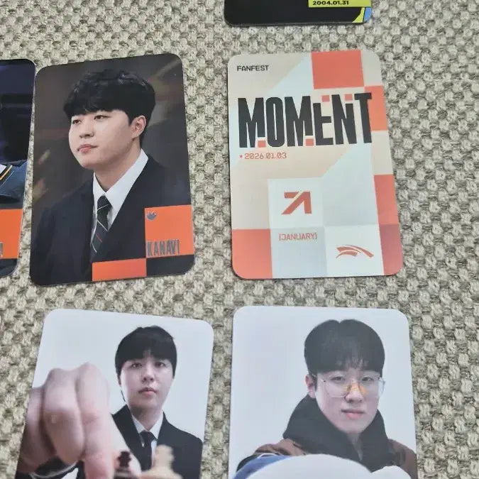 [BUNJANG] HLE 2026 LCK Fan Fest Photocard Set (Zeus, Canavi, Zeka, Delight) / 새상품] 2026 LCK 팬페스트 한화생명 HLE 포카 세트 (제우스 카나비 제카 딜라이트)