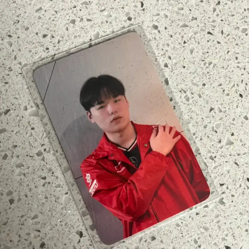 [BUNJANG] T1 Deft "Smash" Childhood Photocard / 티원 디플러스기아 스매쉬 어렸을 때 포토카드