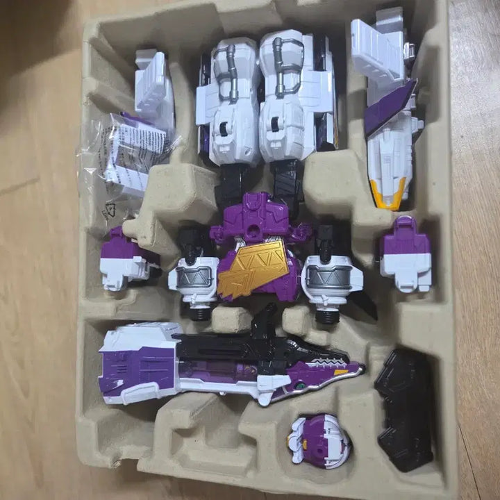 [BUNJANG] Bandai Power Rangers Dino Force DX PlezuOh (Japanese Version) / 파워레인저 다이노포스 DX 프레즈오 (프레즈온) (일본판 정품)
