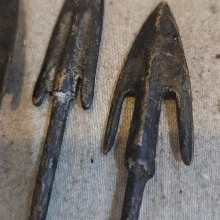 [BUNJANG] 5 Bronze Arrowheads / 출토 청동 화살촉 5점