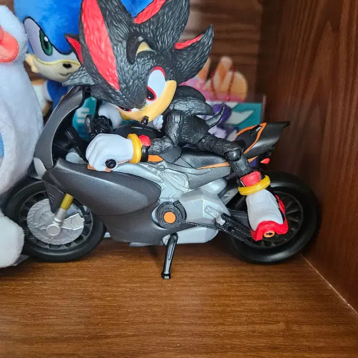 [BUNJANG] Sonic Movie 3 Shadow Bike Figure / 소닉무비3 섀도우 바이크 피규어 판매합니다.