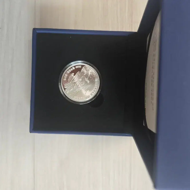 [BUNJANG] UNESCO 48th Anniversary Commemorative Silver Coin / 제48차유네스코 기녕주화