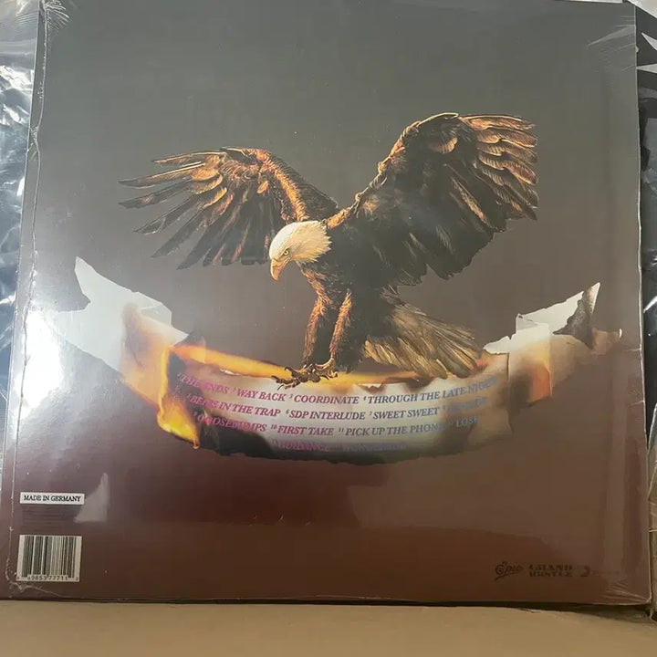 [BUNJANG] Travis Scott Bird in the Trap Sing McKnight LP Sealed / 트레비스스캇-bird in the trap sing-LP-미개봉 새상품