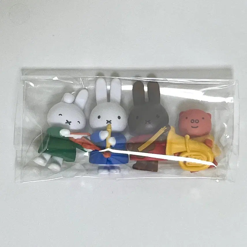 [BUNJANG] Miffy Music Band Concert Figure Bundle Set / 미피 음악대 연주회 피규어 일괄