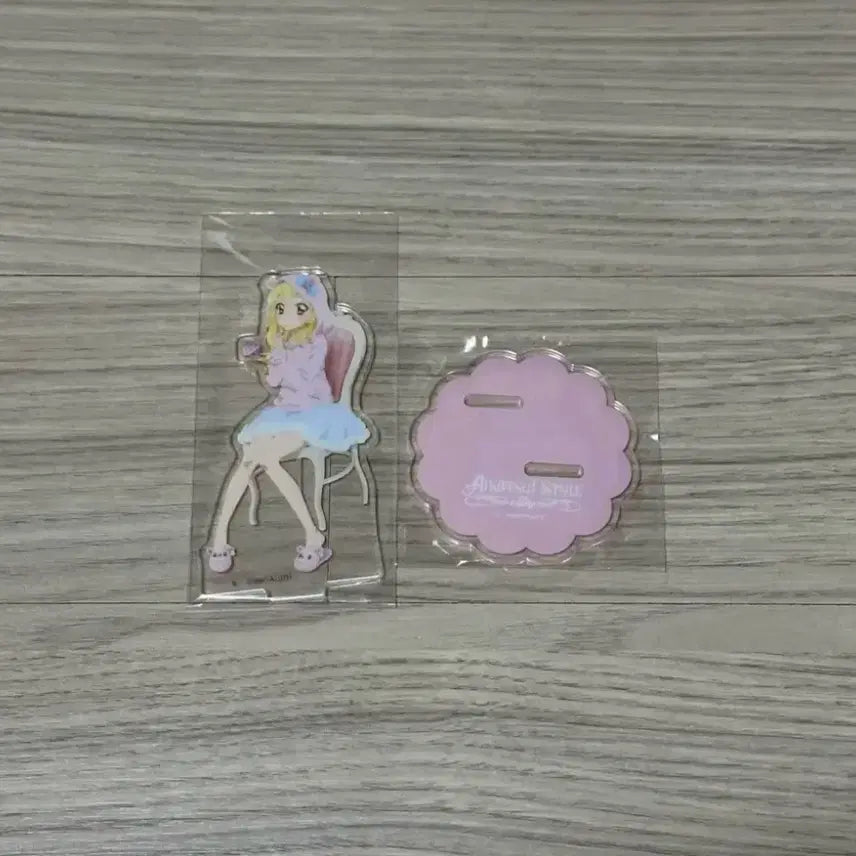 [BUNJANG] Aikatsu Ichigo Akari Acrylic Stand Unsealed / 아이엠스타 이치고, 아카리 아크릴 스탠드 미개봉