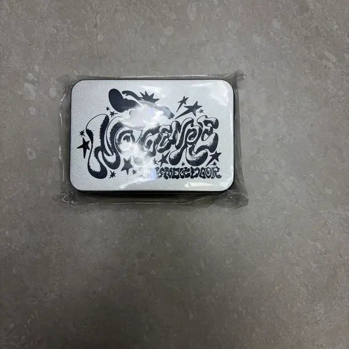 [BUNJANG] BOYNEXTDOOR No Genre Tin Case Sealed / 보넥도 틴케이스 미개봉