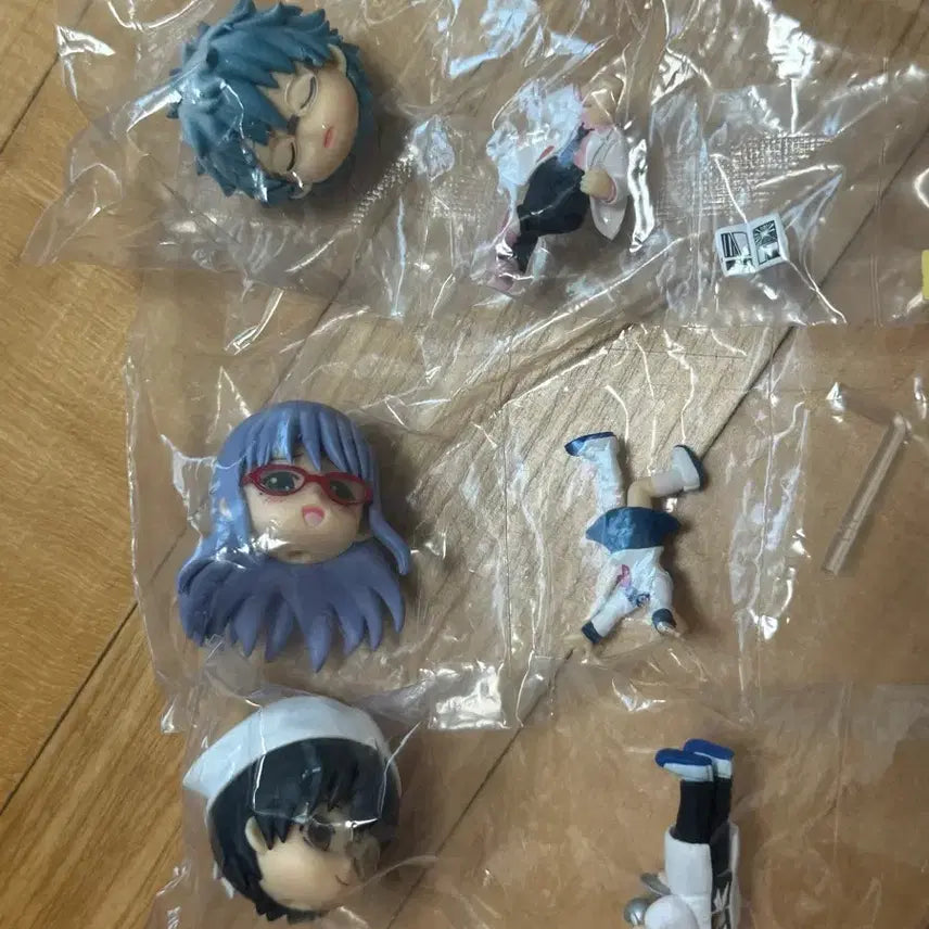 [BUNJANG] Gintama Sanjyo Chibi-Kyuns Gintoki, Tae, Kyubei, Shinpachi, Sarutobi, Ginpachi Bundle Set (Sealed) / (미개봉, 일괄) 은혼 삼젯 치비큥 긴토키 타에 큐베 신파치 사루토비 삿짱 긴파치