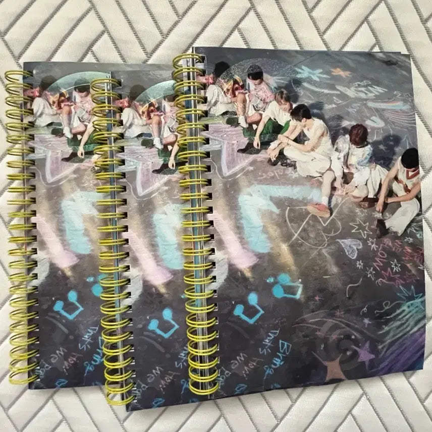 [BUNJANG] Bundle Set Color Photobook (Photocard Excluded) / 컬러 포토북 일괄판매