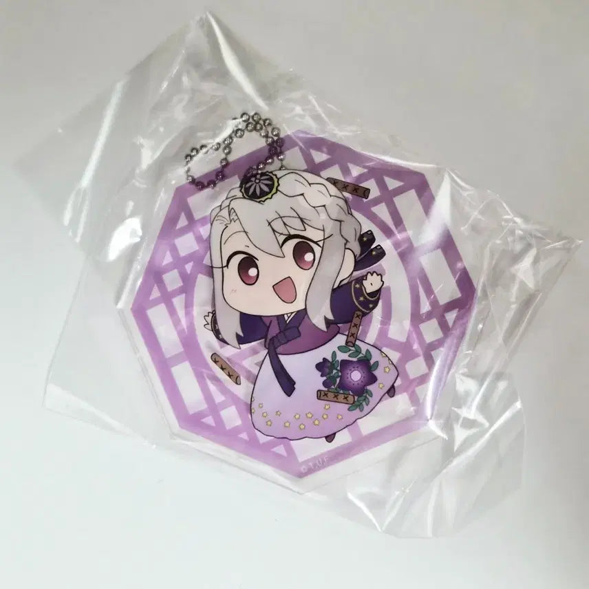 [BUNJANG] Fate/stay night Ufotable Cafe Korean Limited Hanbok Acrylic Charm Ilya Illyasviel von Einzbern / 한국 한정 한복 아크릴 챰 이리야스필 폰 아인츠베른 페이트 스테이 나이트 페스나 유포터블 카페 ufotable cafe