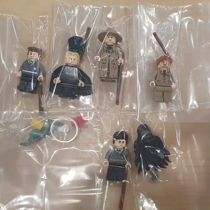 [BUNJANG] Lego Minifigure Set 4867 / 레고 미니 피규어 세트 4867
