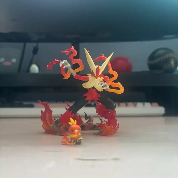 [BUNJANG] Pokemon Scale World Mega Blaziken Resin Statue / 포켓몬스터 메가번치코 스케일월드 레진