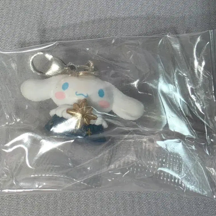 [BUNJANG] Sanrio Starlight Angel Charm Mascot Gacha Cinnamonroll / 산리오 별빛 천사 참 마스코트 가챠 시나모롤