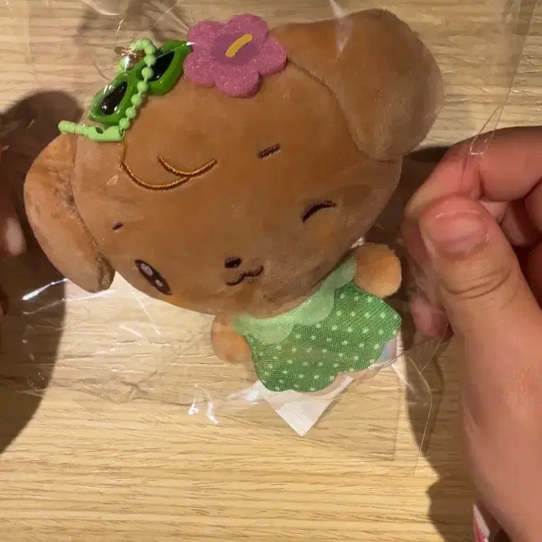 [BUNJANG] IVE Mini V Tanning Plush Keychain Yujin / 아이브 미니브 태닝 플러시 키링
