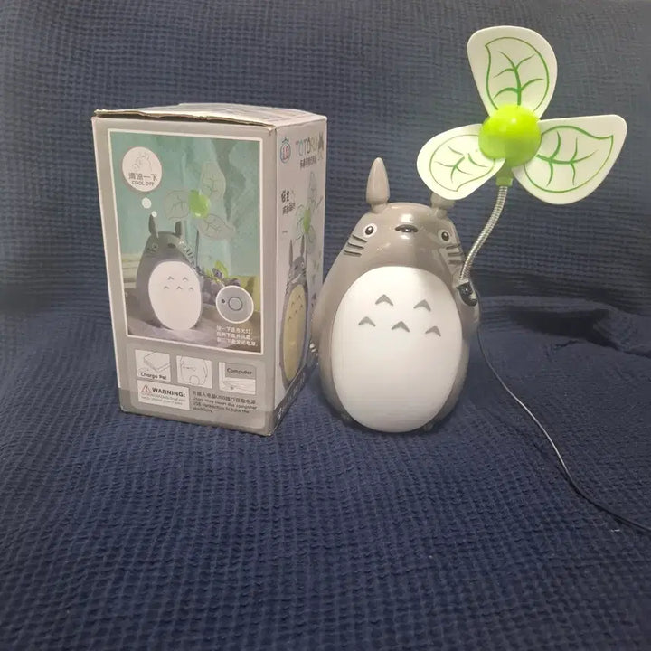 [BUNJANG] Studio Ghibli My Neighbor Totoro USB Rechargeable Fan with Mood Light / [새상품][지브리][이웃집토토로] USB 충전식 바람개비 무드등 겸용 선풍기