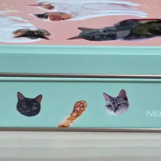 [BUNJANG] Merry Chocolate Neko Tin Case / 메리 초콜릿 네코 틴케이스 (2024)
