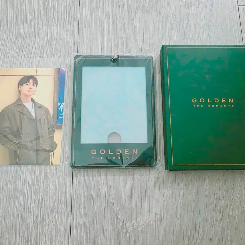 [BUNJANG] BTS Jungkook Golden Exhibition Photocard Holder Keyring / 방탄소년단 BTS 정국 골든 전시회 포토 홀더 키링 포카