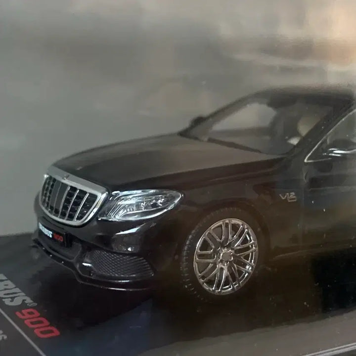[BUNJANG] Almostreal Brabus Maybach Rocket 900 / 올모스트리얼 브라부스 마이바흐 Rocket 900