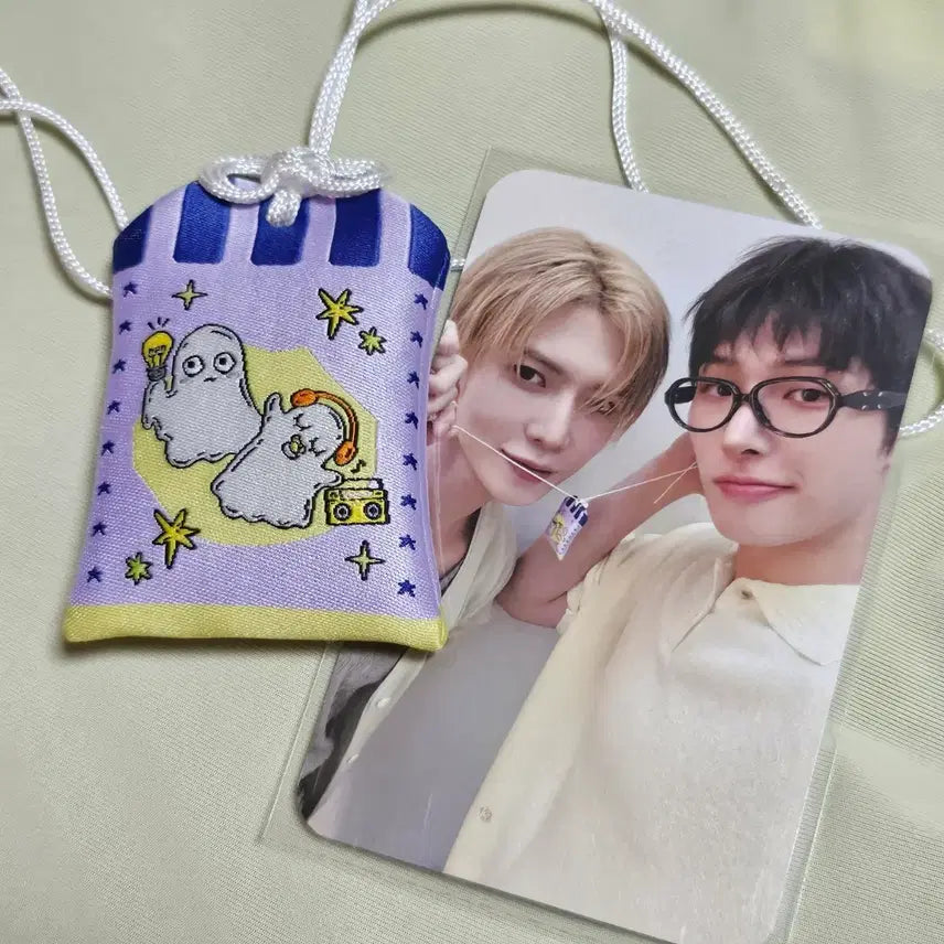 [BUNJANG] ATEEZ Fanmeeting MD Omamori Dobezi Photocard / 에이티즈 팬미팅 MD 굿즈 오마모리 도베즈 포카 포함