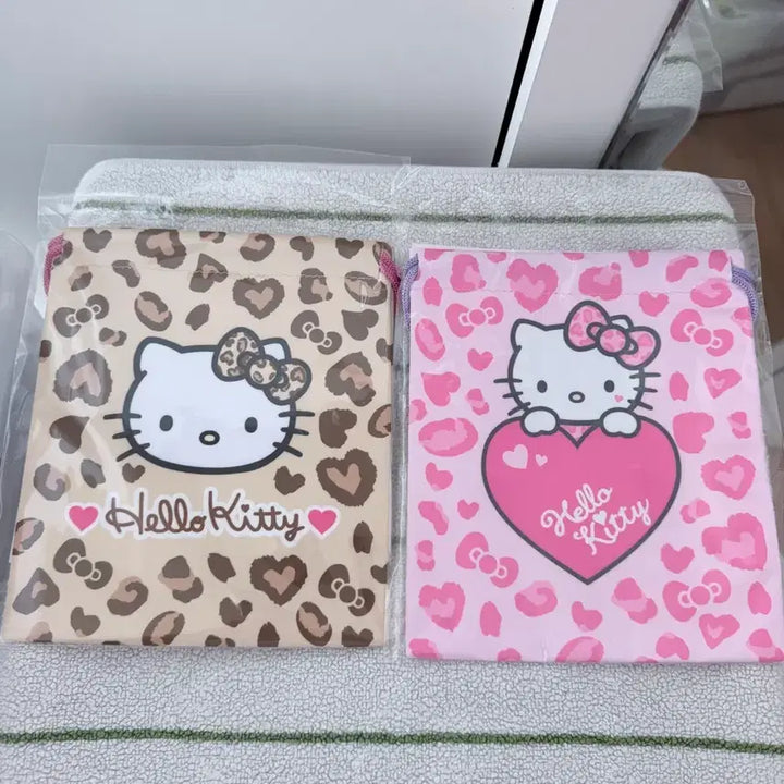 [BUNJANG] Sanrio Leopard Kitty Pouch Set / 산리오 호피키티 파우치 세트판매