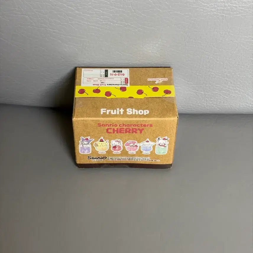 [BUNJANG] Sanrio Characters Fruit Store Cherry Figure Keyring (Sealed) / [미개봉] 산리오 캐릭터 과일가게 체리 피규어 키링