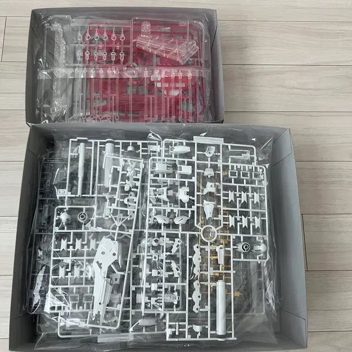 [BUNJANG] Bandai HG Hi-Nu Gundam Titanium Finish Hyper Mega Bazooka Launcher Set / 건담 Rg 하이뉴 티타늄피니쉬+ 하이퍼메가 바주카런처세트