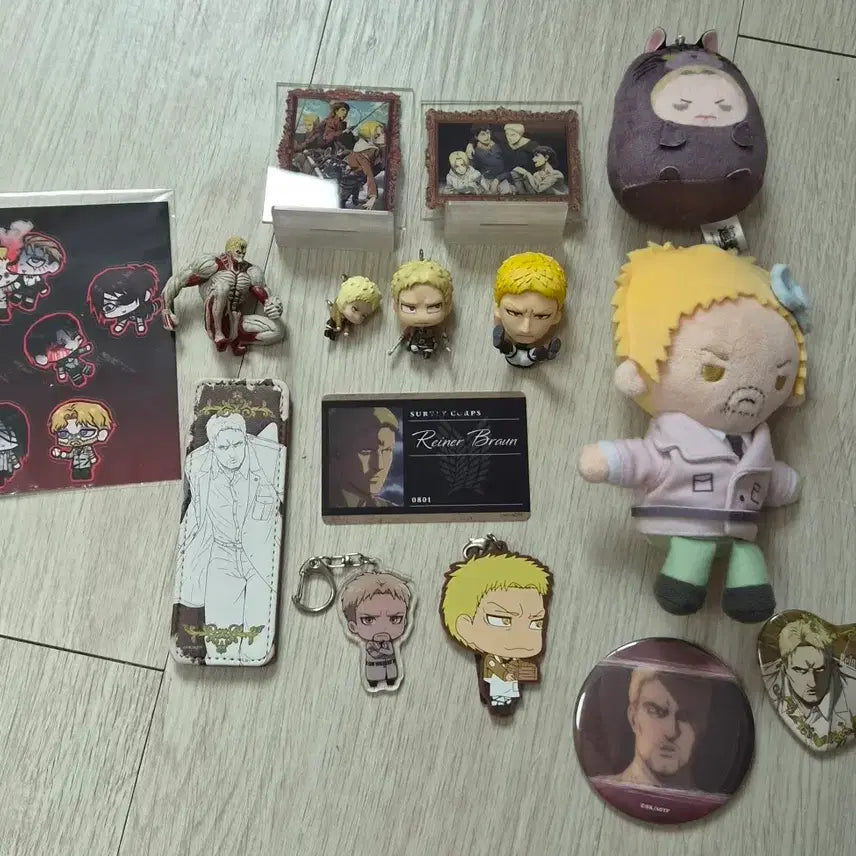 [BUNJANG] Attack on Titan - Liner Goods Bundle (Tenorins, Sanrio, Long Gacha) / 진격의 거인 라이너 굿즈 일괄 판매합니다! (테노린즈, 산리오, 대롱가챠 등)