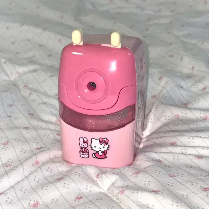 [BUNJANG] 2006 Hello Kitty Pencil Sharpener / 고전 2006 헬로키티 연필깎이