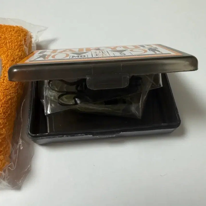 [BUNJANG] Haikyuu!! Karasuno Wristbands &amp; Hair Ties Mini Case Bundle / 하이큐 카라스노 손목밴드 아대 &amp;머리끈 미니 케이스 일괄