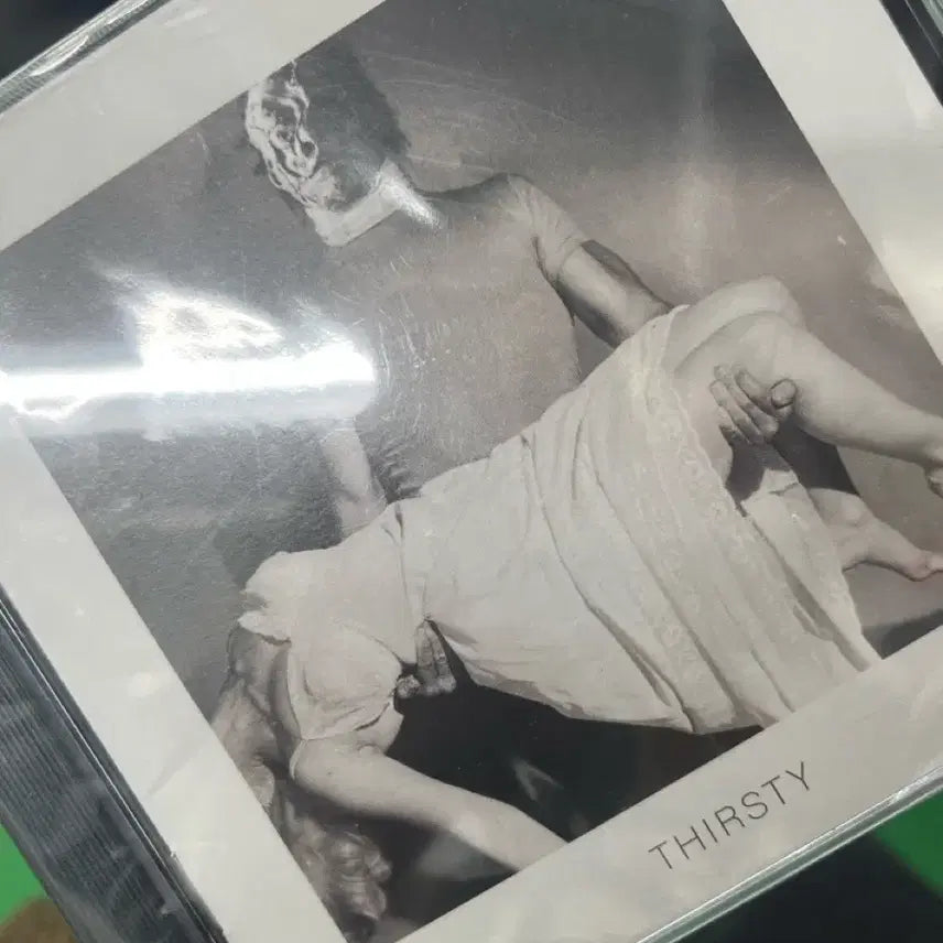 [BUNJANG] The Black Skirts Thirsty Album (Sealed) / 검정치마 Thirsty 앨범 (미개봉) 판매
