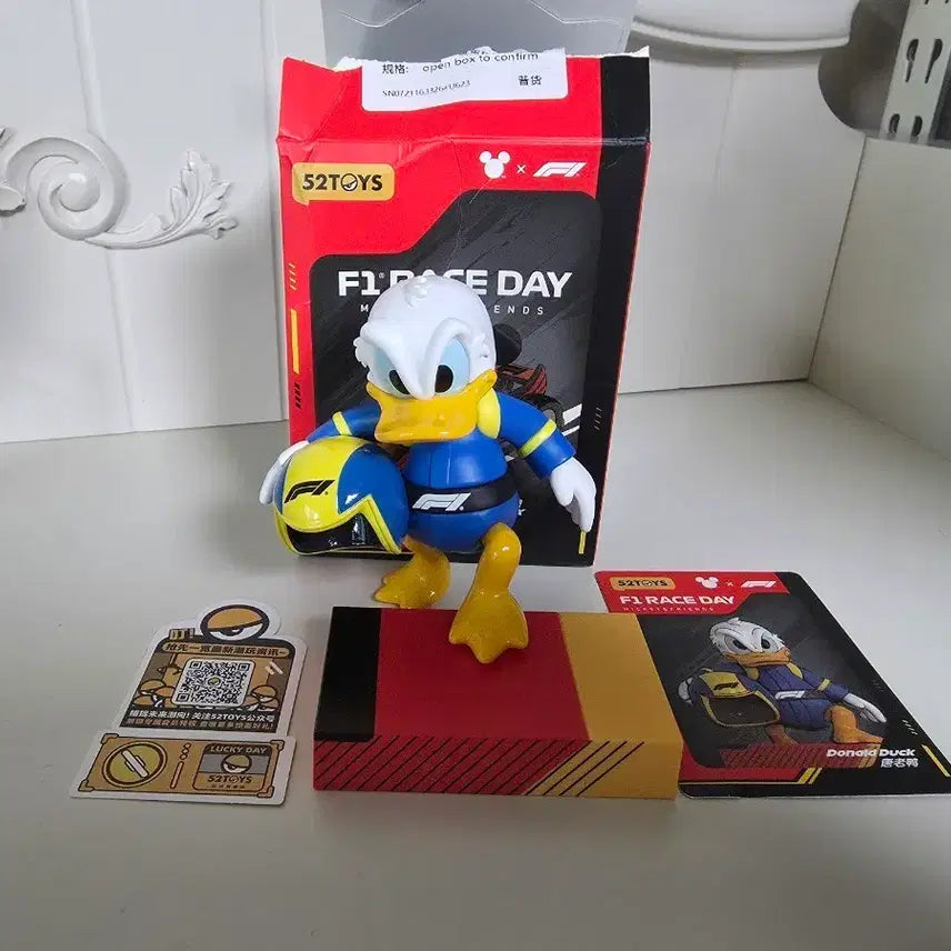 [BUNJANG] 52TOYS Disney F1 Race Day Donald Duck Figure / 52TOYS F1 디즈니 레이스 데이 도날드덕 피규어