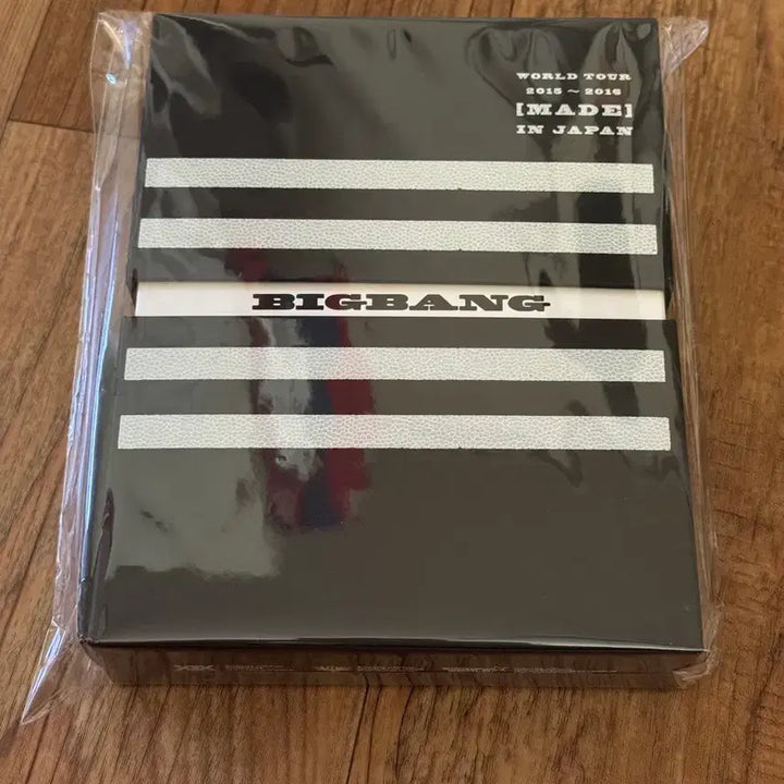 [BUNJANG] BIGBANG World Tour MADE IN JAPAN Blu-ray + 2CD / 빅뱅 월드투어 MADE IN JAPAN 블루레이 1블루레이 2CD