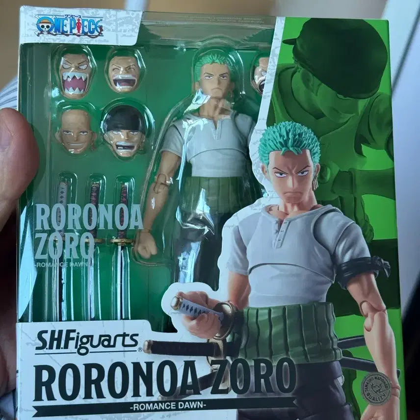 [BUNJANG] SHF Roronoa Zoro - Dawn of Adventure Action Figure / (초저렴)SHF 피규아트 롤로노아 조로 모험의 새벽 피규어 액션피규어 팝니다.