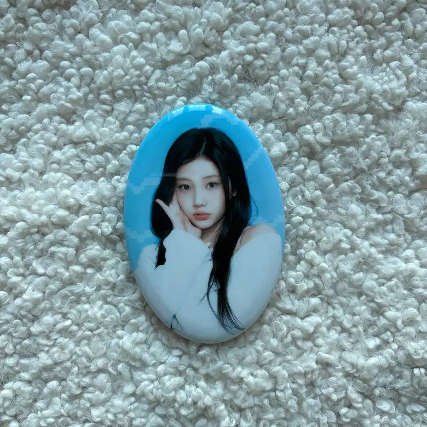 [BUNJANG] ILLIT Wonhee Lucky Draw Concert MD Can Badge / 아일릿 원희 캔뱃지 럭드 콘서트 엠디 굿즈 양도