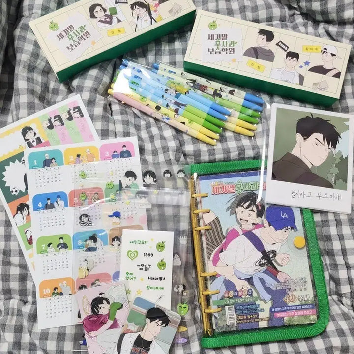 [BUNJANG] Monami Funding Set "Late Century Green Apple Moisturizing Academy" Diary, Photocard, Polaroid, Pen / 세기말 풋사과 보습학원 육공다이어리, 모나미 펀딩 세트 / 포토카드 폴라로이드 볼펜 등 포함 세풋보