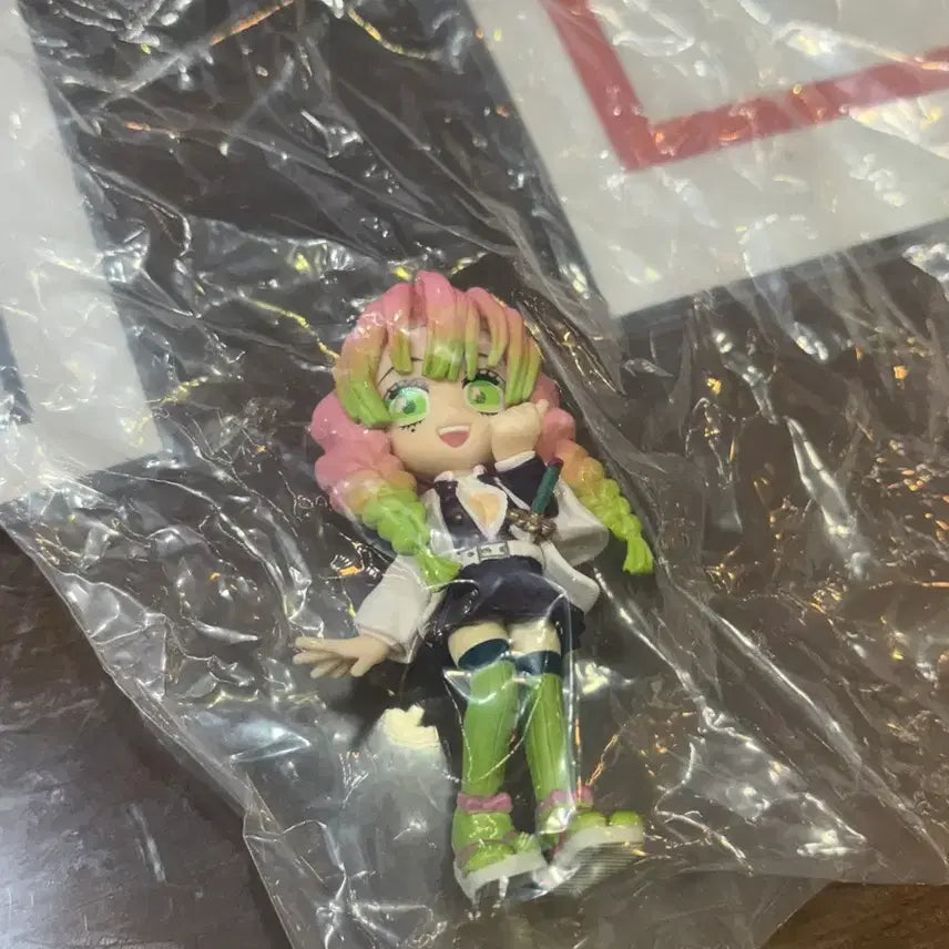 [BUNJANG] Falverse Kimetsu no Yaiba Kanroji Mitsuri Figure / 귀멸의칼날 팔버스 칸로지 미츠리 피규어