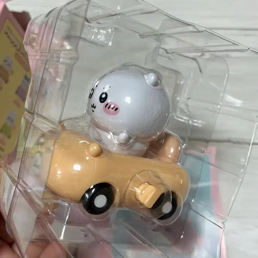 [BUNJANG] Chiikawa Happy Drive Wind-Up Figure Gacha / 먼작귀 치이카와 해피 드라이브 태엽 피규어 가챠 판매