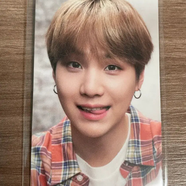 [BUNJANG] Samsung Galaxy Suga Photocard / 슈가 삼성 갤럭시 포카